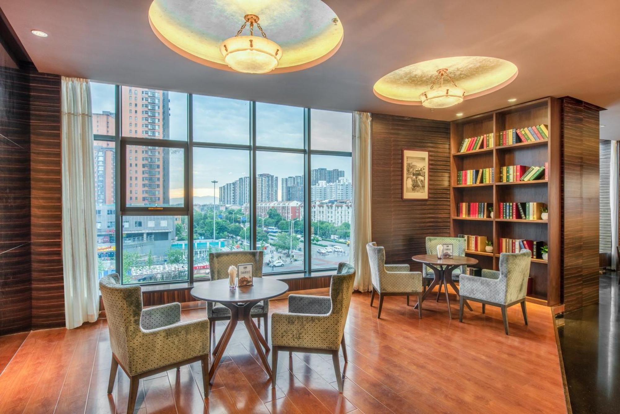 Holiday Inn Express Beijing Huacai By Ihg Екстер'єр фото